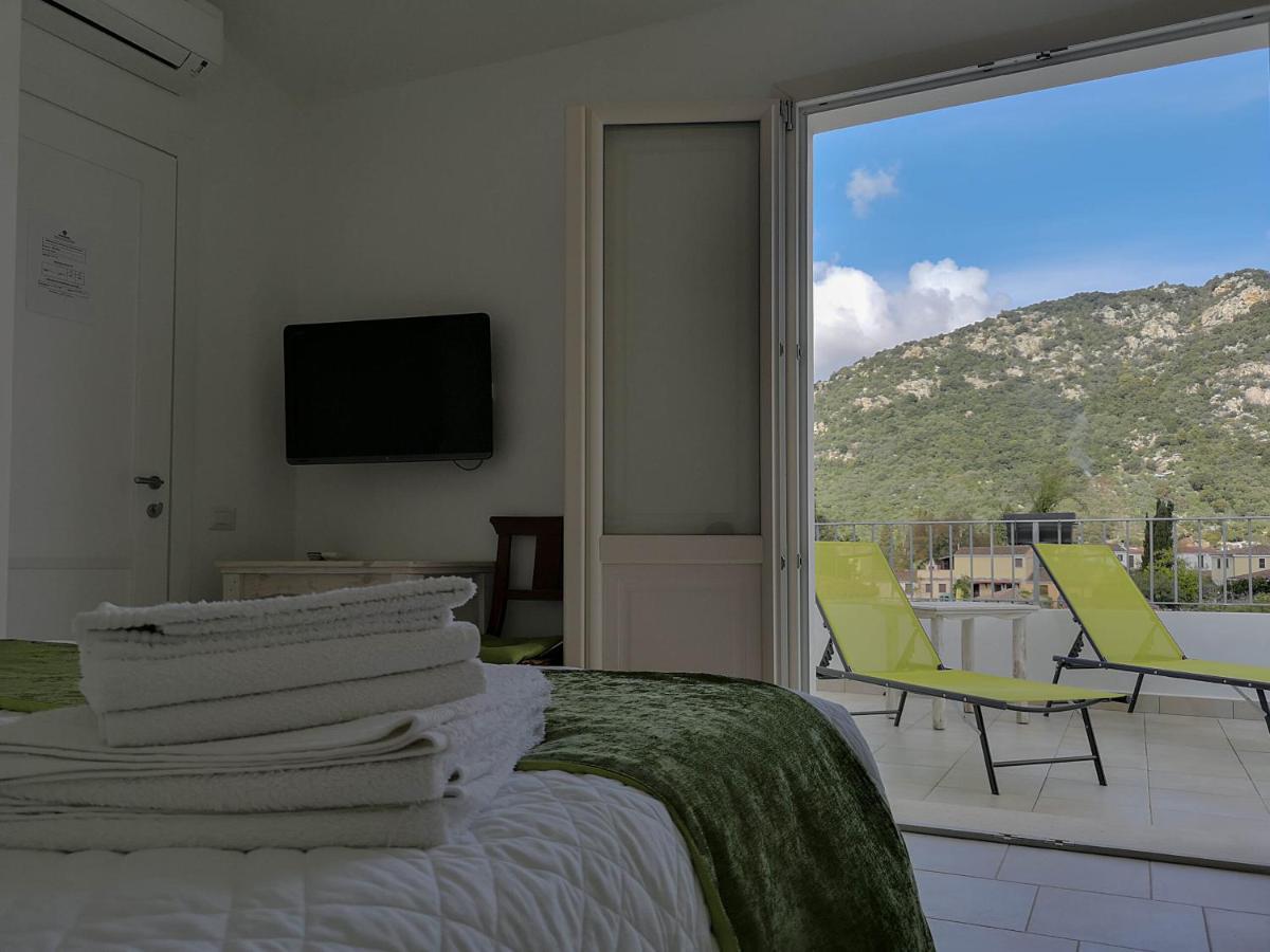 B&B Limone San Teodoro  Eksteriør bilde