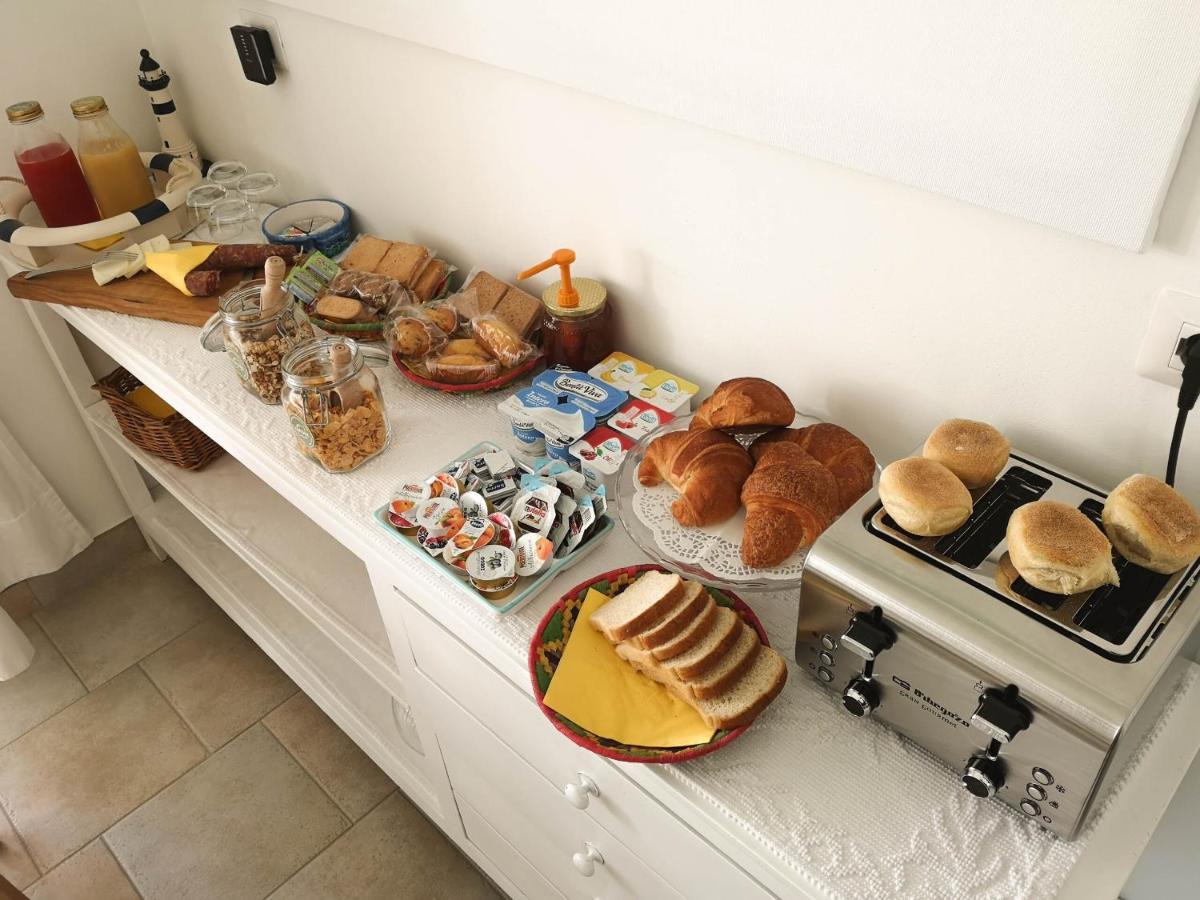 B&B Limone San Teodoro  Eksteriør bilde