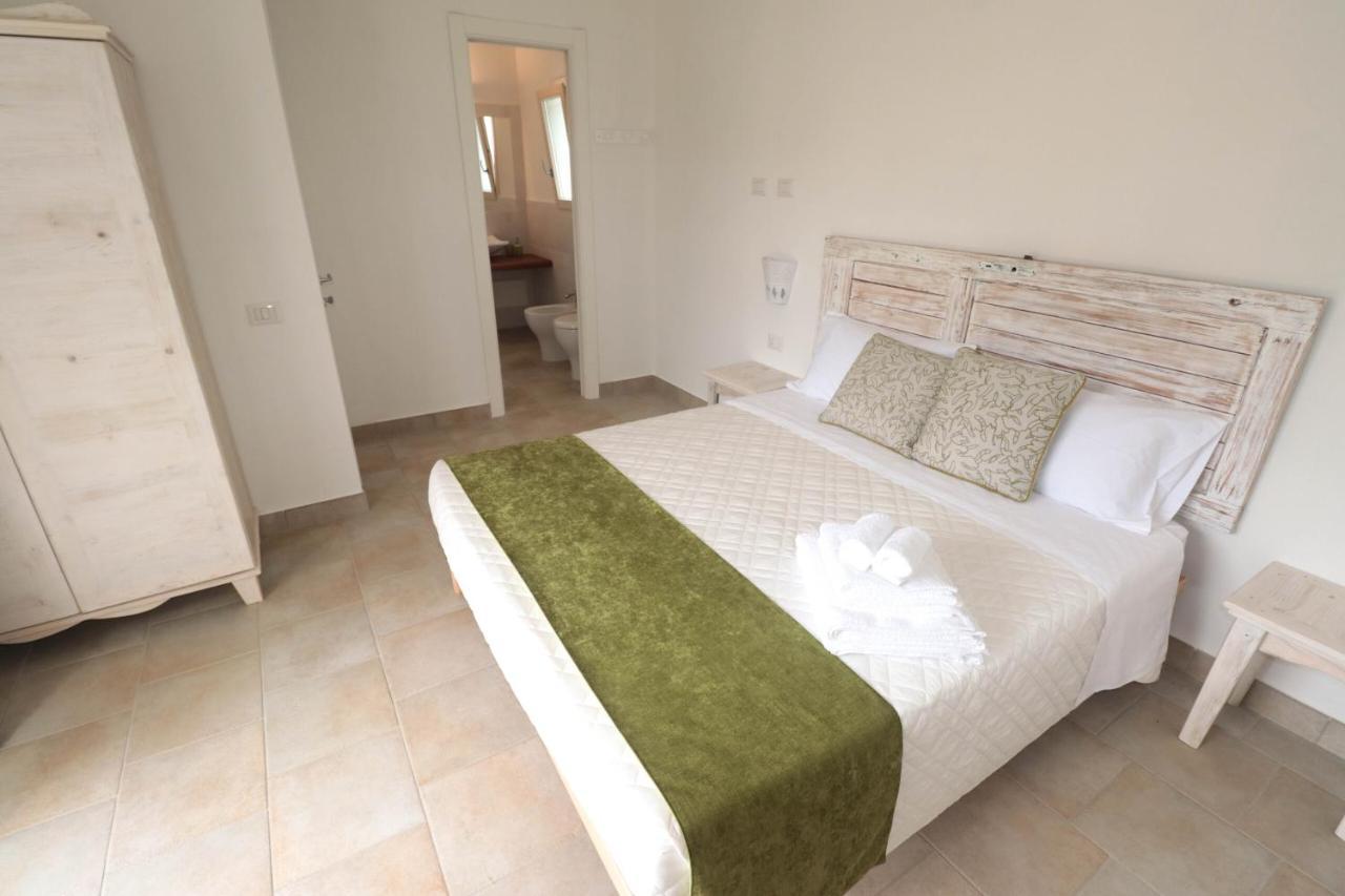 B&B Limone San Teodoro  Eksteriør bilde